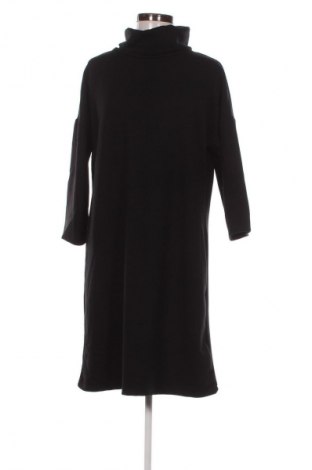 Рокля Yessica, Размер M, Цвят Черен, Цена 13,99 лв.