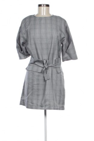 Kleid Zara, Größe XS, Farbe Mehrfarbig, Preis 17,99 €