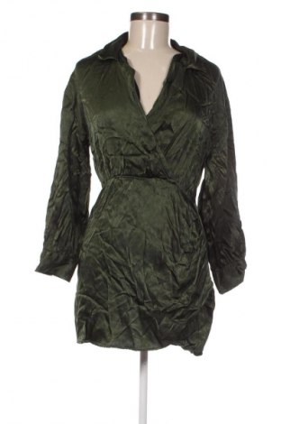 Kleid Zara, Größe L, Farbe Grün, Preis € 13,81