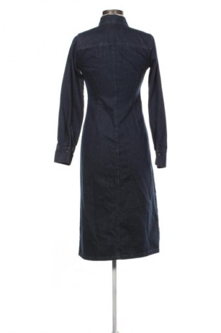 Рокля Zara, Размер S, Цвят Син, Цена 28,99 лв.