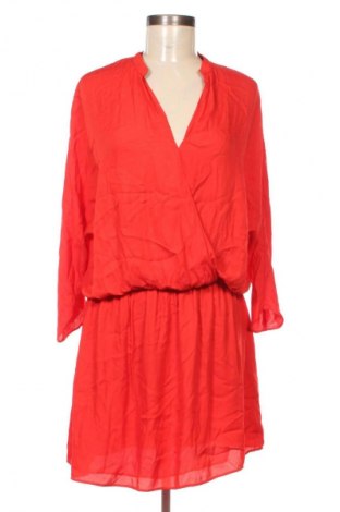 Рокля Zara, Размер S, Цвят Червен, Цена 8,99 лв.