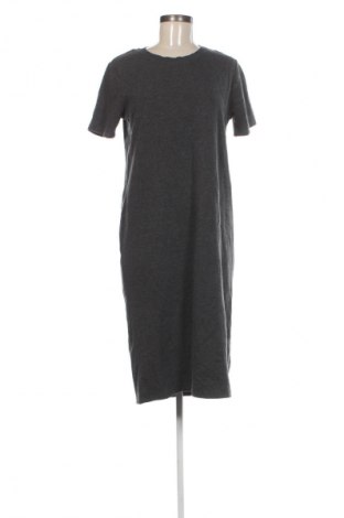Rochie Zara, Mărime M, Culoare Gri, Preț 117,99 Lei