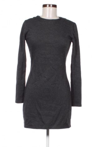 Rochie Zara, Mărime M, Culoare Gri, Preț 53,99 Lei