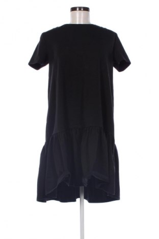 Рокля Zara, Размер L, Цвят Черен, Цена 27,00 лв.