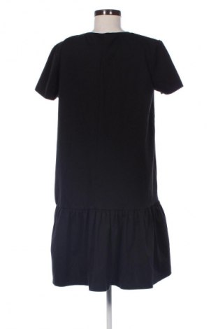 Рокля Zara, Размер L, Цвят Черен, Цена 27,00 лв.