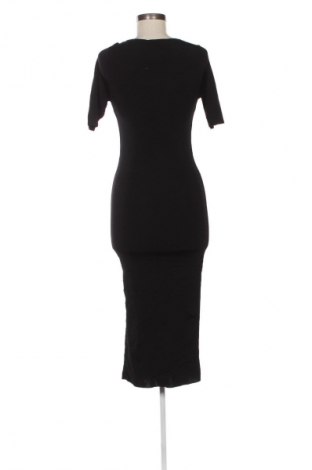 Rochie Zara, Mărime M, Culoare Negru, Preț 108,99 Lei