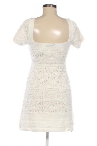 Kleid Zara, Größe S, Farbe Weiß, Preis € 18,99