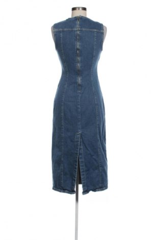 Рокля Zara, Размер M, Цвят Син, Цена 30,99 лв.
