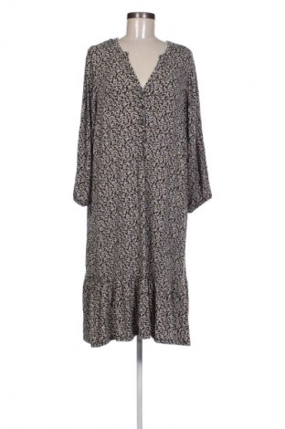 Kleid Zhenzi, Größe M, Farbe Mehrfarbig, Preis € 15,00