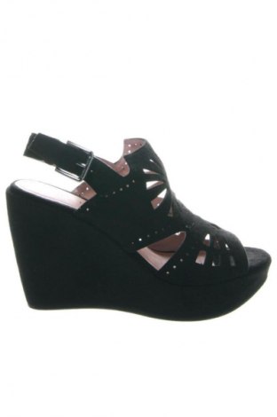 Sandalen Chattawak, Größe 37, Farbe Schwarz, Preis 61,99 €