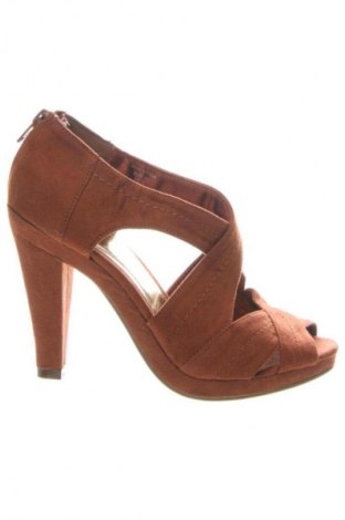 Sandale H&M, Mărime 37, Culoare Maro, Preț 157,89 Lei