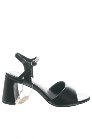 Sandále Marco Tozzi, Veľkosť 39, Farba Čierna, Cena  56,95 €