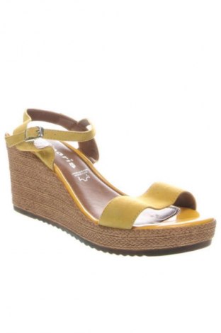 Сандали Tamaris, Размер 39, Цвят Жълт, Цена 101,00 лв.