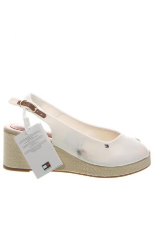 Sandały Tommy Hilfiger, Rozmiar 40, Kolor Biały, Cena 472,99 zł
