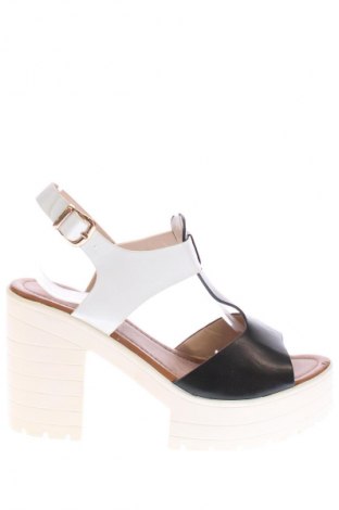 Сандали Unbranded, Размер 40, Цвят Многоцветен, Цена 50,92 лв.