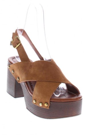 Сандали Unbranded, Размер 40, Цвят Кафяв, Цена 93,10 лв.