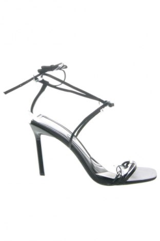 Sandały Zara, Rozmiar 40, Kolor Czarny, Cena 142,39 zł