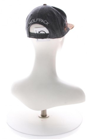 Čepice  Cayler & Sons, Barva Vícebarevné, Cena  247,00 Kč