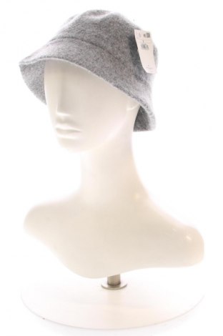 Mütze Reserved, Farbe Grau, Preis € 12,00