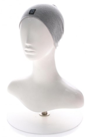 Шапка Reserved, Цвят Сив, Цена 23,06 лв.