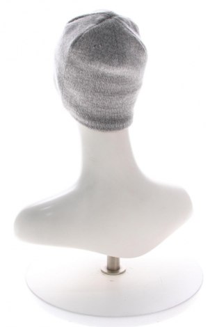 Čepice  The North Face, Barva Šedá, Cena  421,00 Kč