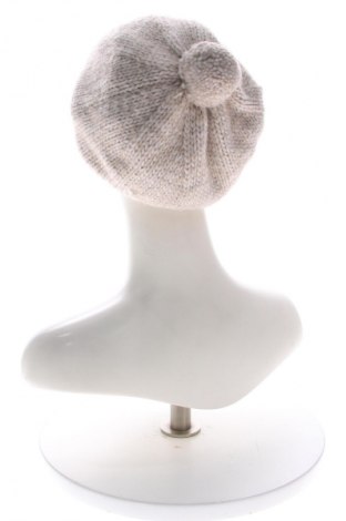 Căciulă Unbranded, Culoare Bej, Preț 36,80 Lei