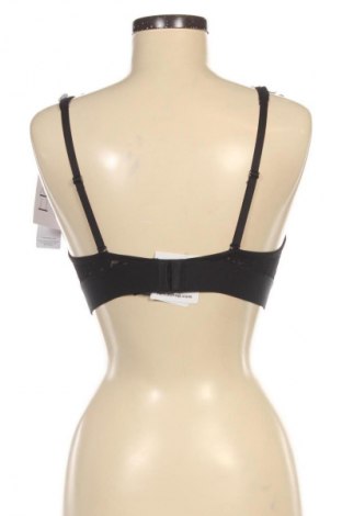 Melltartó Calvin Klein, Méret M, Szín Fekete, Ár 18 939 Ft