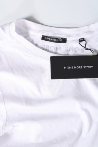 Γυναικείο t-shirt One More Story, Μέγεθος M, Χρώμα Λευκό, Βαμβάκι, Τιμή 15,20 €