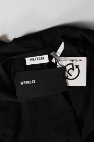 Γυναικείο t-shirt Weekday, Μέγεθος XS, Χρώμα Μαύρο, Βαμβάκι, Τιμή 16,49 €