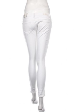 Γυναικείο Τζίν ONLY, Μέγεθος M, Χρώμα Λευκό, 98% βαμβάκι, 2% ελαστάνη, Τιμή 16,29 €