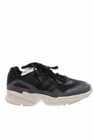 Мъжки обувки Adidas Originals, Размер 40, Цвят Черен, Текстил, естествен велур, Цена 64,12 лв.