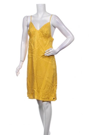 Φόρεμα Superdry, Μέγεθος M, Χρώμα Κίτρινο, 58% χαλκαμμωνία, 42% βισκόζη, Τιμή 30,72 €