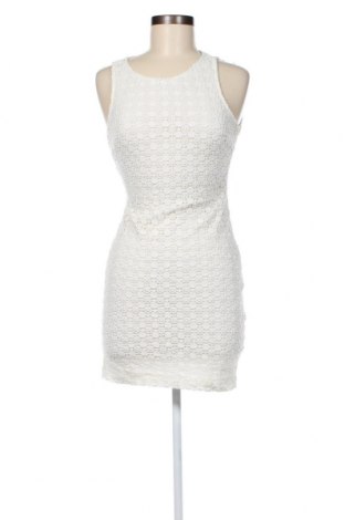 Φόρεμα Zara Trafaluc, Μέγεθος XS, Χρώμα Λευκό, Τιμή 16,70 €