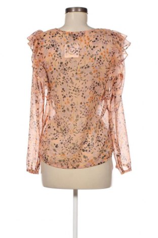 Дамска блуза Soaked In Luxury, Размер S, Цвят Бежов, Цена 14,16 лв.