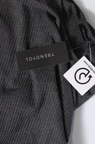 Damen Shirt Trendyol, Größe XL, Farbe Grau, Preis 37,11 €