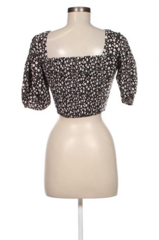 Дамска блуза Trendyol, Размер M, Цвят Многоцветен, Цена 6,48 лв.