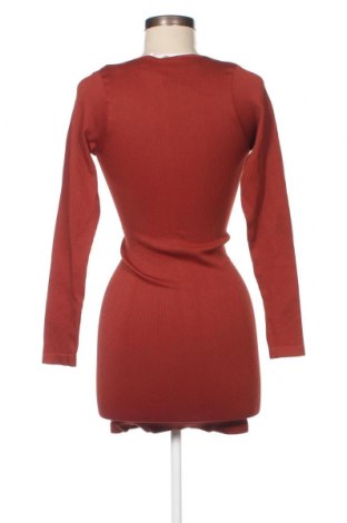 Дамска блуза Urban Outfitters, Размер M, Цвят Кафяв, Цена 72,00 лв.