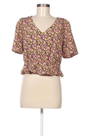 Дамска блуза VILA, Размер M, Цвят Многоцветен, Цена 9,60 лв.