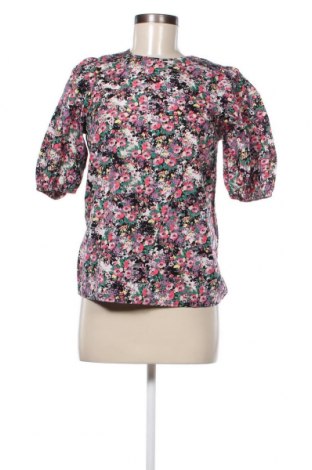 Дамска блуза Vero Moda, Размер S, Цвят Многоцветен, Цена 14,80 лв.