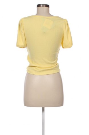 Дамска блуза Vero Moda, Размер M, Цвят Жълт, Цена 40,00 лв.