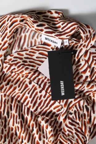 Γυναικείο πουκάμισο Weekday, Μέγεθος XS, Χρώμα Πολύχρωμο, Τιμή 3,57 €