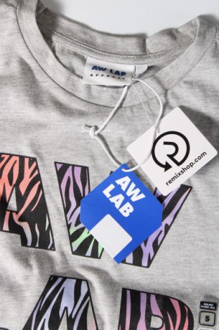 Γυναικείο t-shirt AW LAB, Μέγεθος S, Χρώμα Γκρί, Τιμή 5,30 €