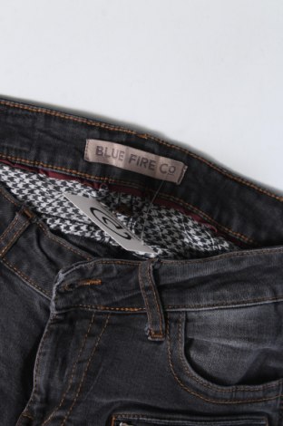Damen Jeans Blue Fire Co, Größe S, Farbe Grau, Preis 20,18 €
