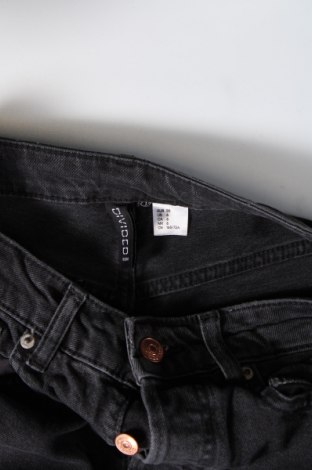 Damskie jeansy H&M Divided, Rozmiar M, Kolor Szary, Cena 56,99 zł