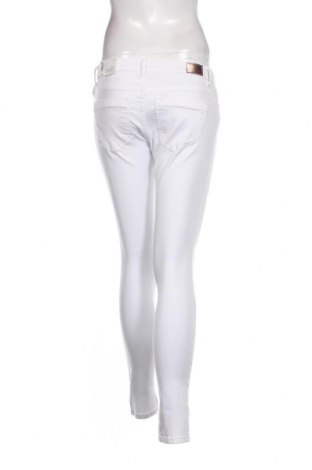 Dámske džínsy  ONLY, Veľkosť M, Farba Biela, Cena  35,05 €