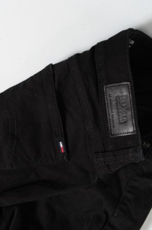 Дамски дънки Tommy Hilfiger, Размер S, Цвят Черен, Цена 47,75 лв.