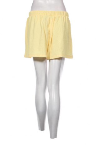 Дамски къс панталон ASOS, Размер M, Цвят Жълт, Цена 7,20 лв.