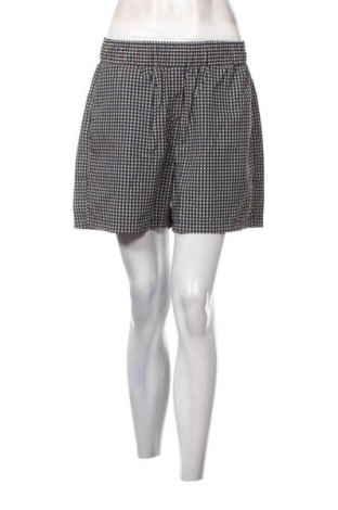 Γυναικείο κοντό παντελόνι Collusion, Μέγεθος M, Χρώμα Πολύχρωμο, Τιμή 4,45 €