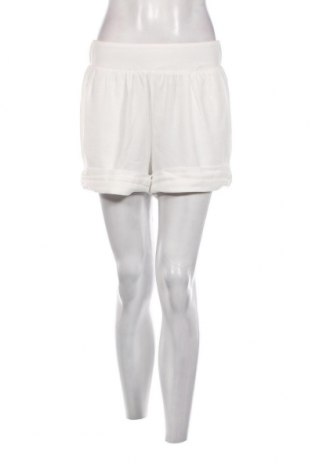 Дамски къс панталон Fashion Union, Размер S, Цвят Бял, Цена 12,96 лв.