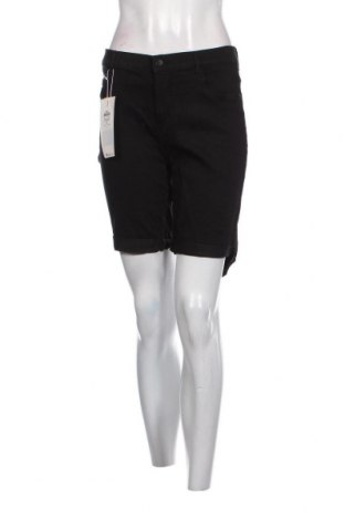 Дамски къс панталон ONLY, Размер L, Цвят Черен, Цена 19,60 лв.